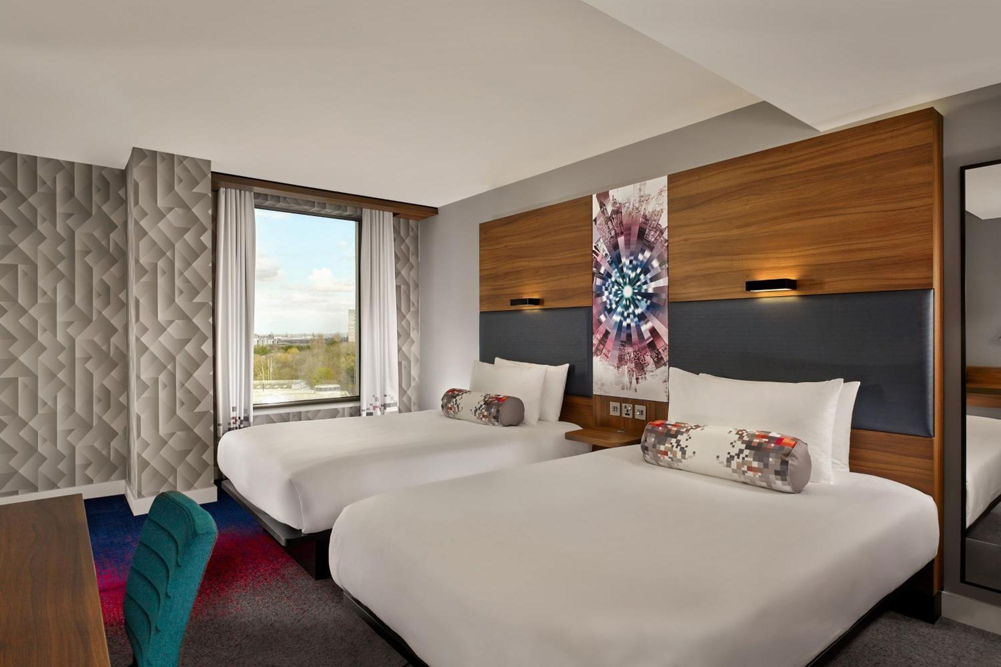 Отель Aloft Birmingham Eastside Экстерьер фото